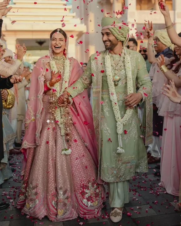 বিয়ের পিঁড়িতে পুলকিত-কৃতি