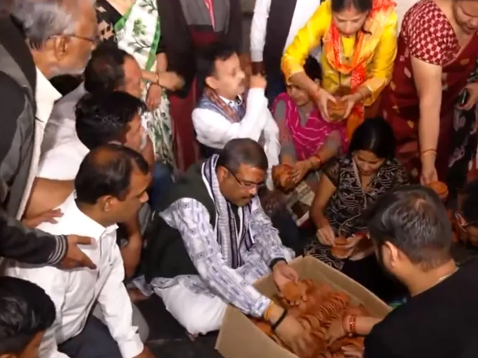 union minister dharmendra.jpg