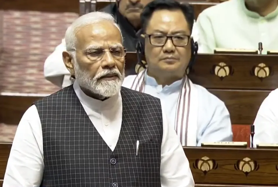 প্রধানমন্ত্রী-বক্তব্যে নিজের পদমর্যাদা নষ্ট করছেন! বিস্ফোরক নেতা