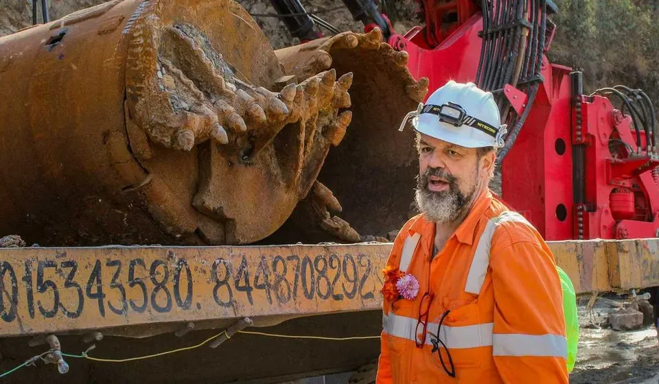 ezgif.com-gif-maker - 2023-11-29T120746.396 (1).jpg