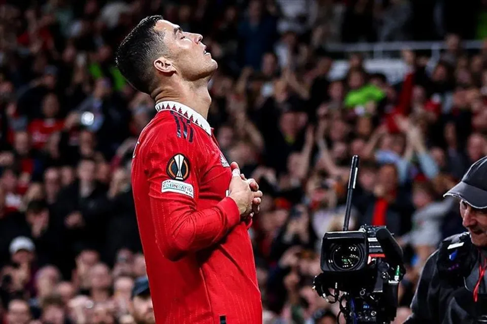 ৩-০ গোলে জিতল ম্যানচেস্টার ইউনাইটেড