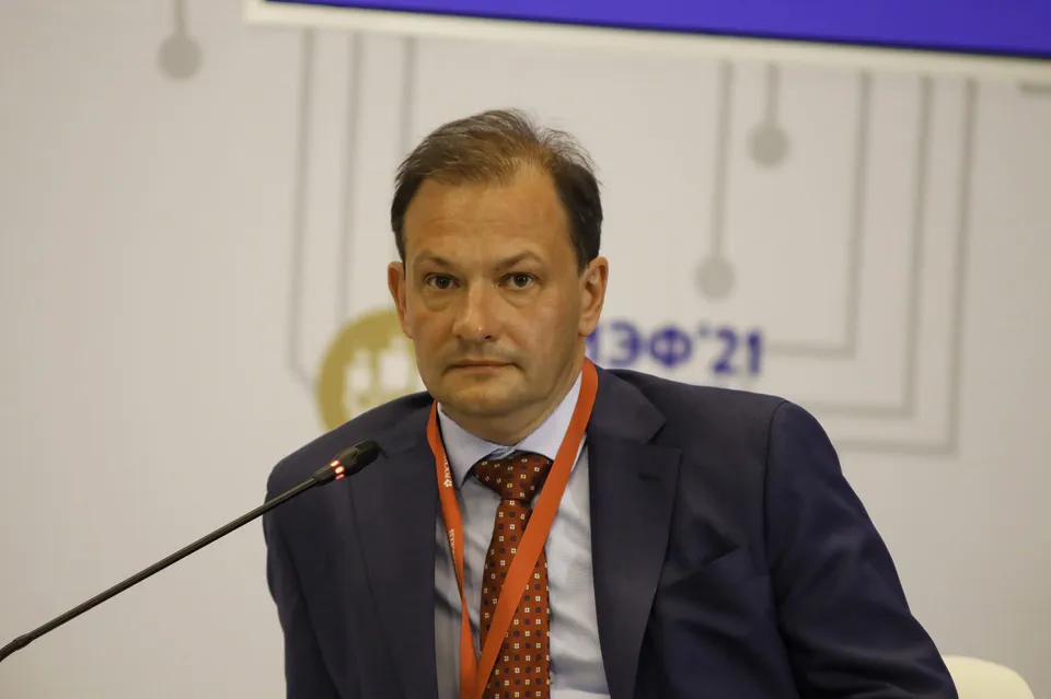 রাশিয়ার ব্যক্তি ও গণমাধ্যমের ওপর আরও নিষেধাজ্ঞা আরোপ করেছে যুক্তরাজ্য