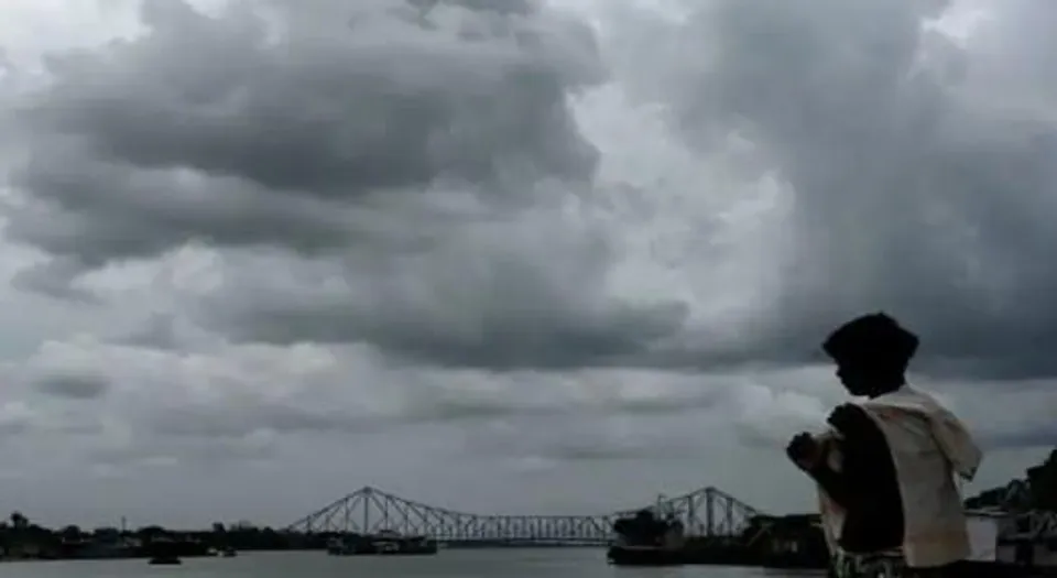 ৭ অগাস্ট নিম্নচাপ, দক্ষিণবঙ্গে ভারী বৃষ্টির পূর্বাভাস নেই