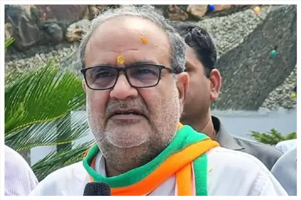 লোকসভা নির্বাচনের আগে ৭০% কর্মকর্তাদের বদলানোর সিদ্ধান্ত বিজেপির