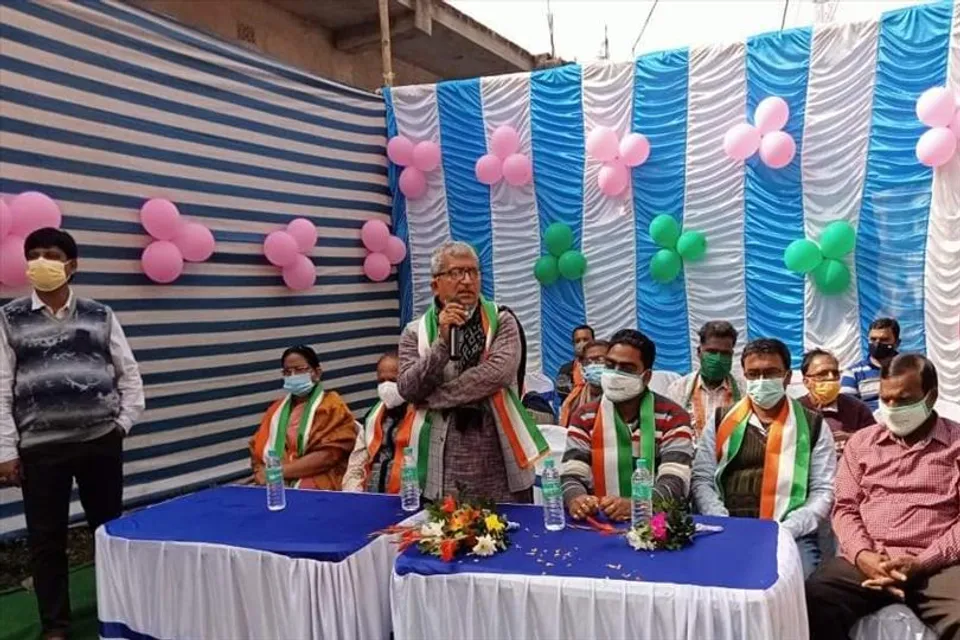 চন্দ্রকোনা টাউনের তৃণমূলের দলীয় কার্যালয়ের উদ্বোধন হল