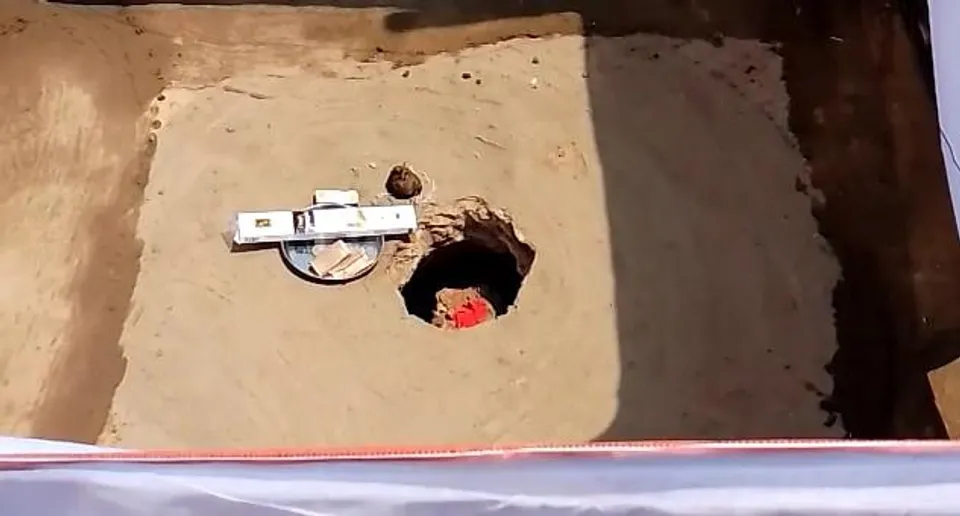 মাটির নীচ থেকে উঠে এলেন মহাদেব, চাঞ্চল্য ঝাড়গ্রামে