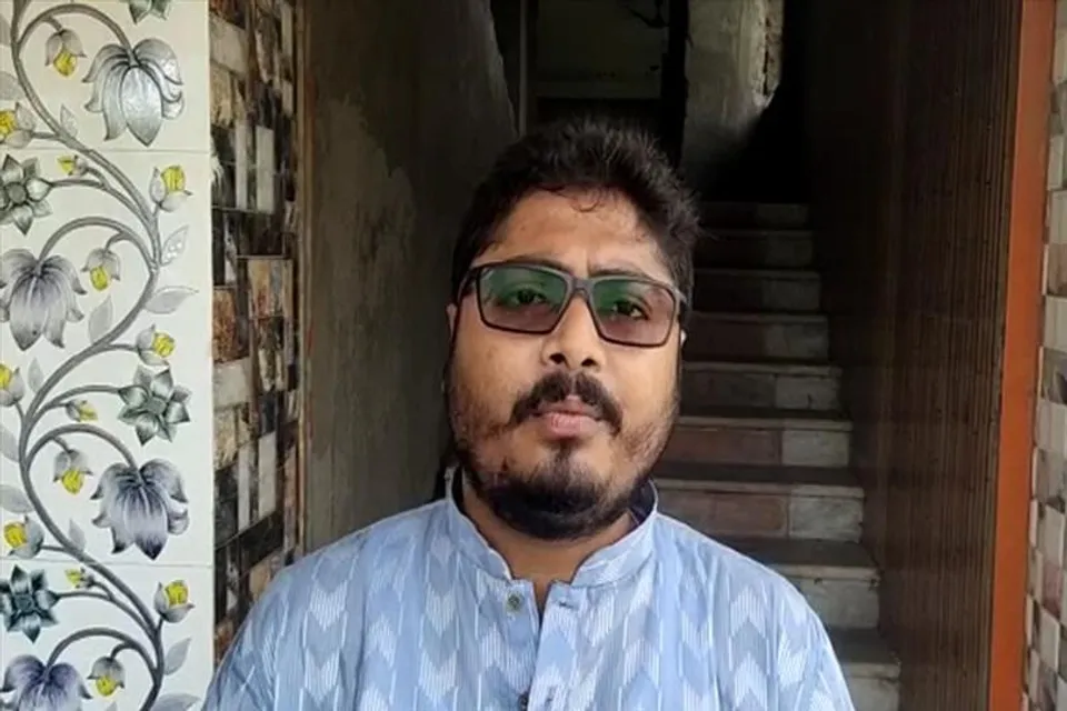 বেসুরো তৃণমূল নেতা, বিজেপি নেতার বক্তব্য শুনুন