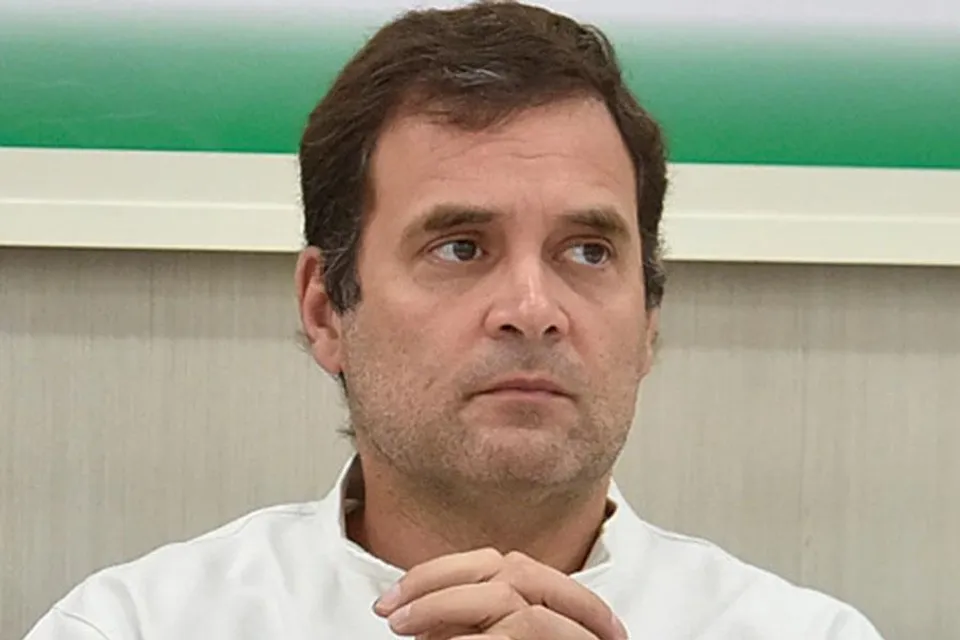 ইতালীয় চশমা না পরলে উন্নয়ন দেখতে পারবেন না রাহুল!