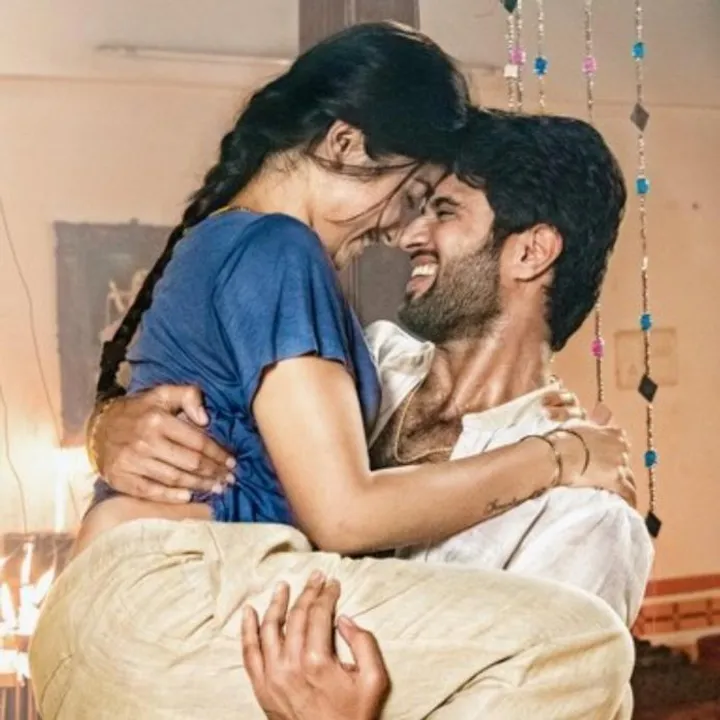 বিজয় দেভারকোন্ডা ও রশ্মিকার বিয়ে? টুইট বিজয় এর