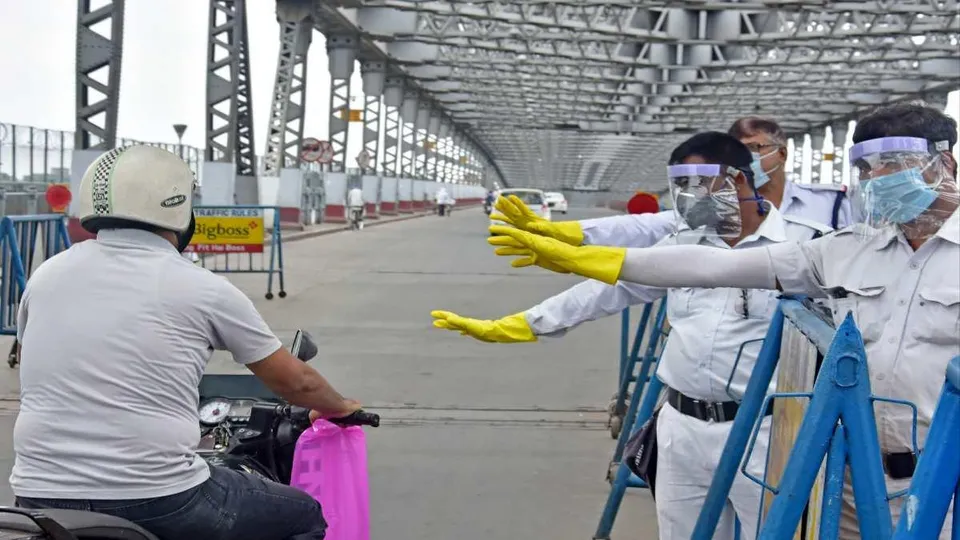 সংক্রমণ রুখতে একগুচ্ছ বিধি-নিষেধ কলকাতায়