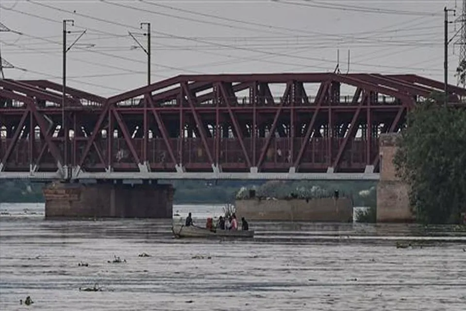 বিপদসীমার ওপরে বইছে যমুনা নদী, সতর্কতা জারি