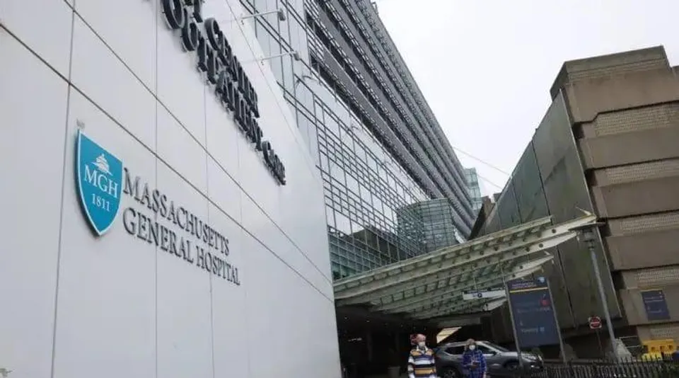 আতঙ্ক ছড়ালো মাঙ্কিপক্সের সংক্রমণ, এবারে কানাডায় মিলল প্রথম কেস