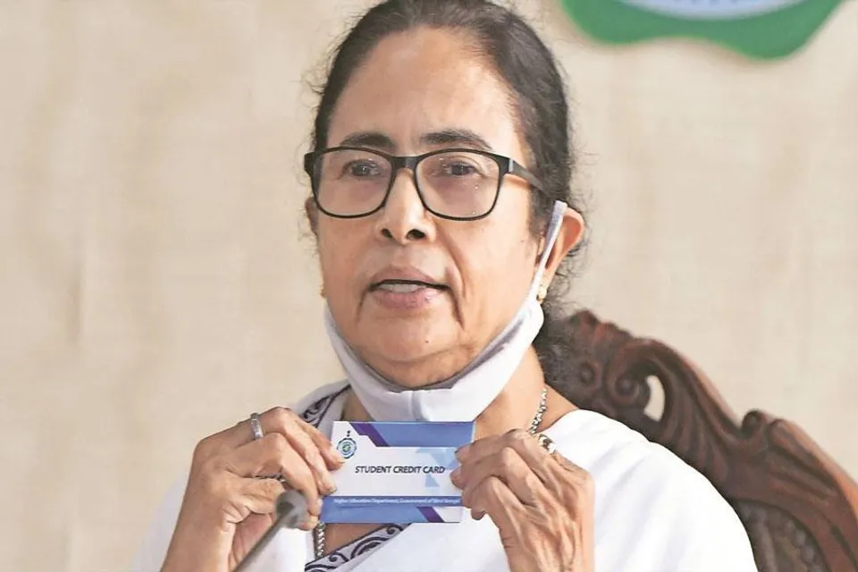 স্টুডেন্ট ক্রেডিট কার্ডে ঋণে সুদ দিতে হবে ৪%