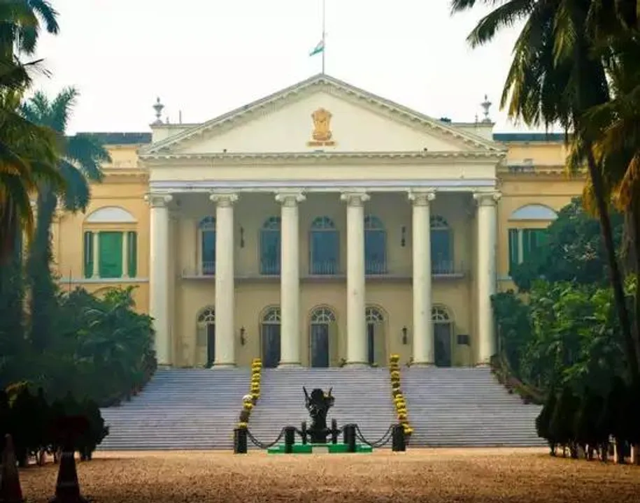 এবার রাজ্যপালের পদ তুলে দেওয়ার দাবি