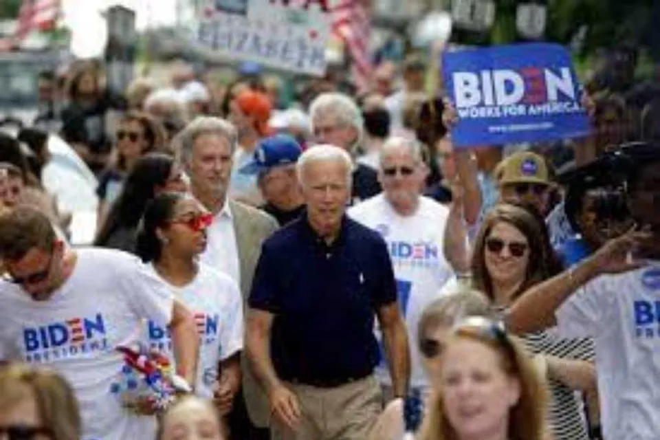 মুদ্রাস্ফীতি আইন নিয়ে উচ্ছাস প্রকাশ বাইডেনের