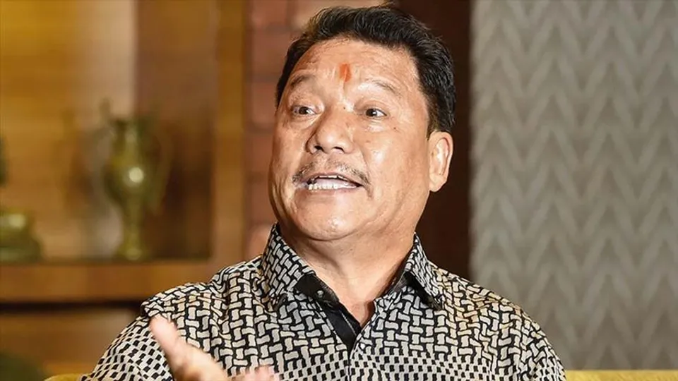 কনভেনশনে যোগ দিলেন না গুরুং!