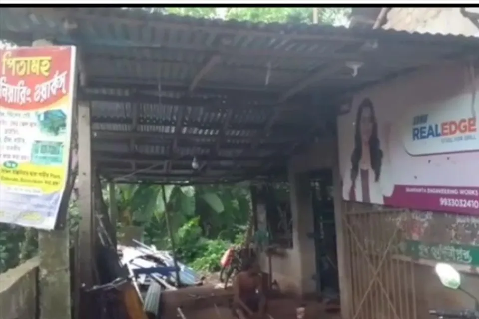 গ্রিল কারখানায় চোরের হানা