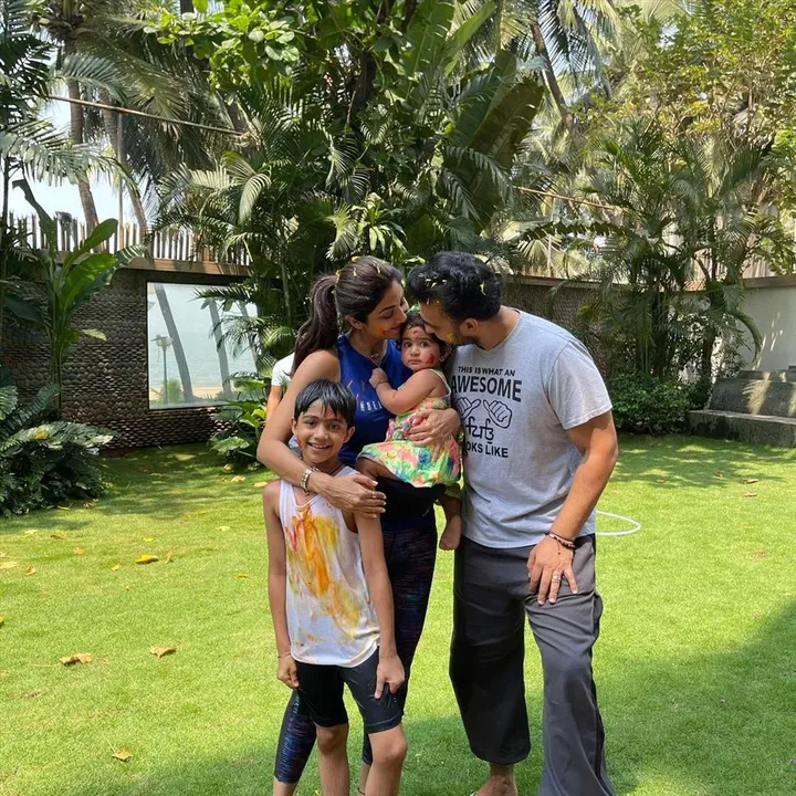 ইকো ফ্রেন্ডলি হোলি পালন করলেন শিল্পা শেঠি