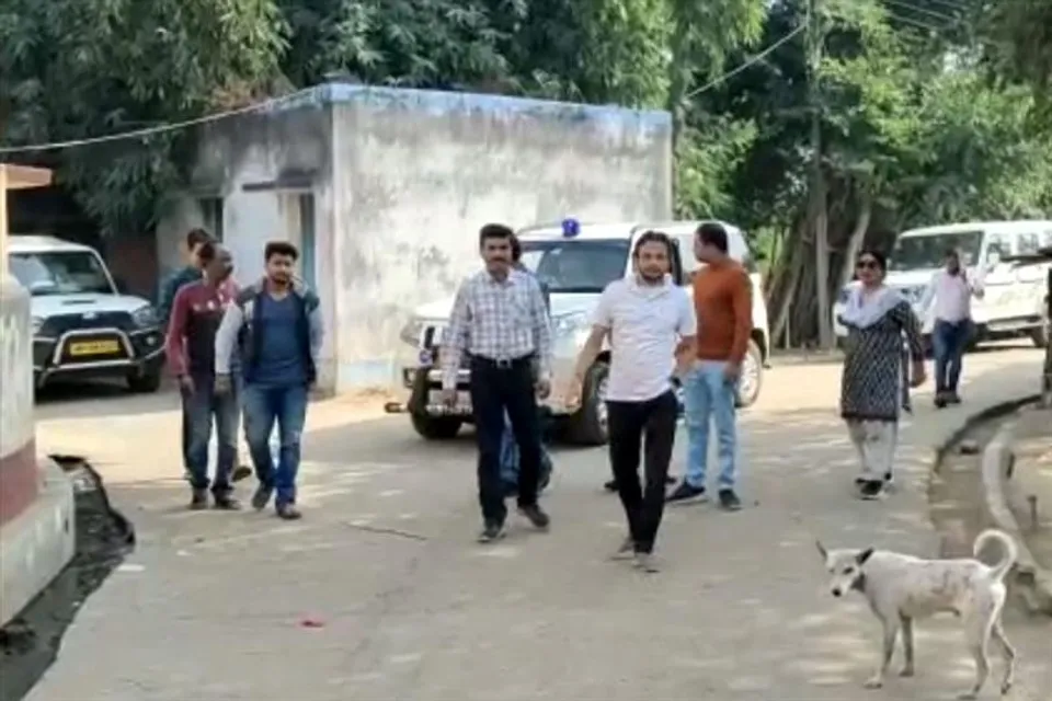 একাধিক অভিযোগ, সরজমিনে খতিয়ে দেখলেন পুর-প্রশাসক বোর্ডের চেয়ারম্যান