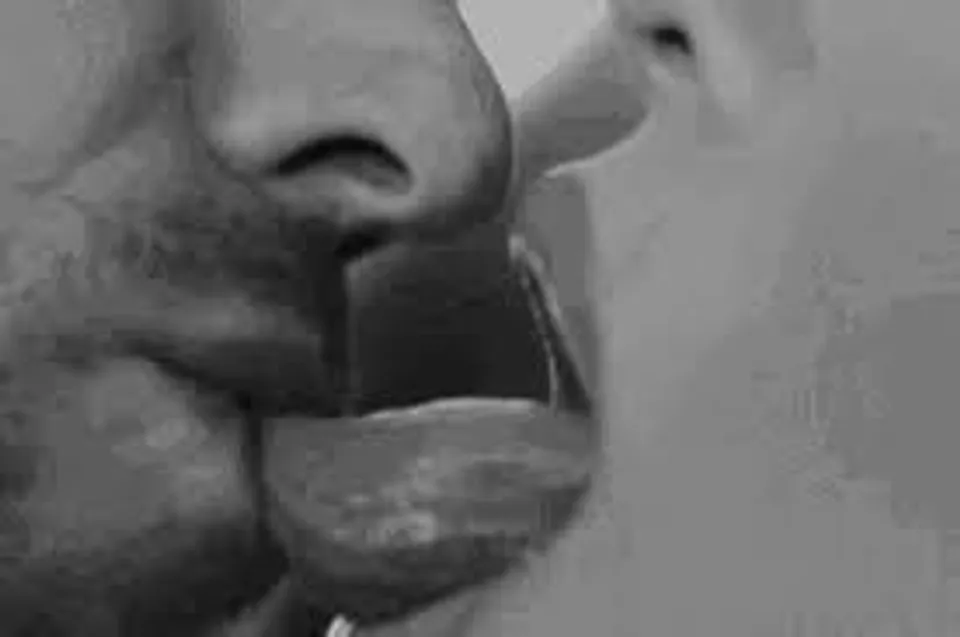 সম্পর্কের গভীরতা বাড়িয়ে তলুন ওয়েট কিসের মধ্য দিয়ে