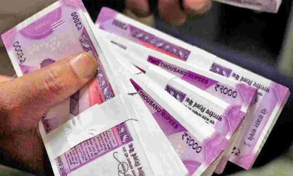 এবারে SBI-তে মাত্র ৩৪২ টাকা দিয়ে ফায়দা নিন ৪ লাখের