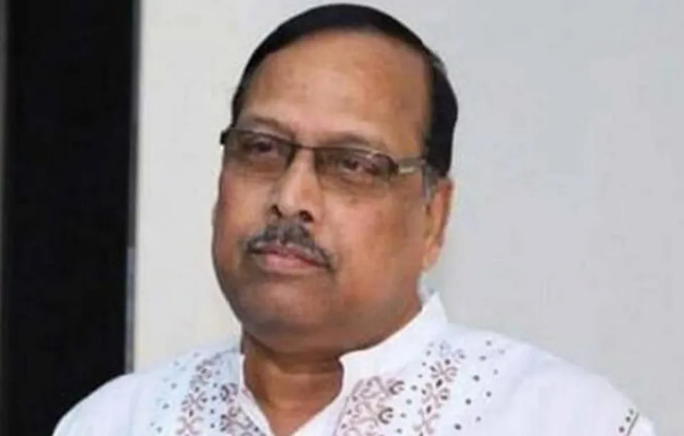 ভাঙ্গনের ইঙ্গিত! পদত্যাগ করলেন তৃণমূল সাংসদ