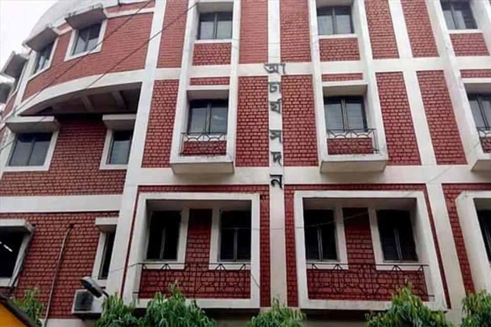 এসএসসির প্রাক্তন দুই চেয়ারম্যানকে তলব সিবিআইয়ের