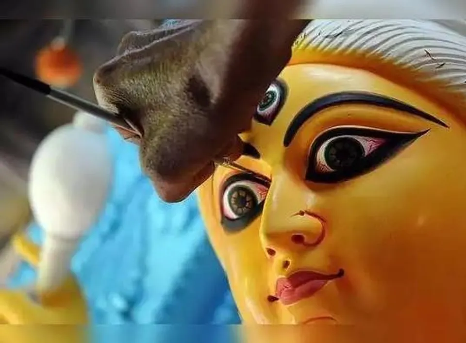 "আঁচলে আঁধারে" থিম শিল্পী কে জানেন?