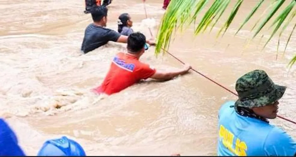 ফিলিপাইনে বন্যা-ভূমিধসে মৃতের সংখ্যা বেড়ে ৭২