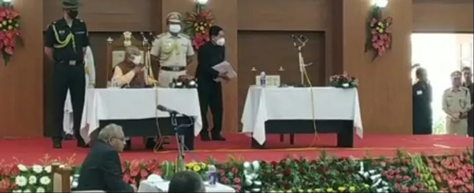 ত্রিপুরার মন্ত্রীসভার সদস্যদের শপথগ্রহণ