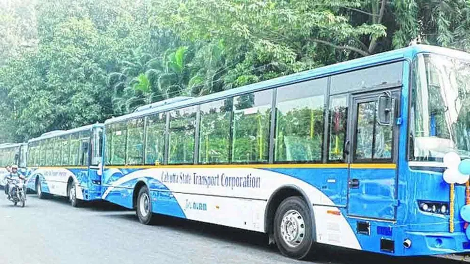 শহরে  পরিবেশবান্ধব এসি বাস