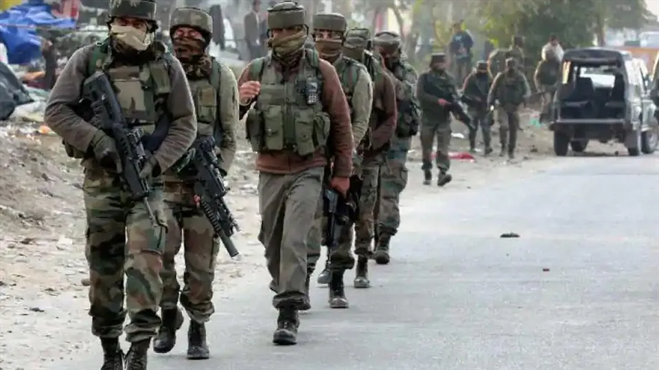 জঙ্গি কার্যকলাপে যুক্ত সহকারীকে গ্রেফতার করল পুলিশ