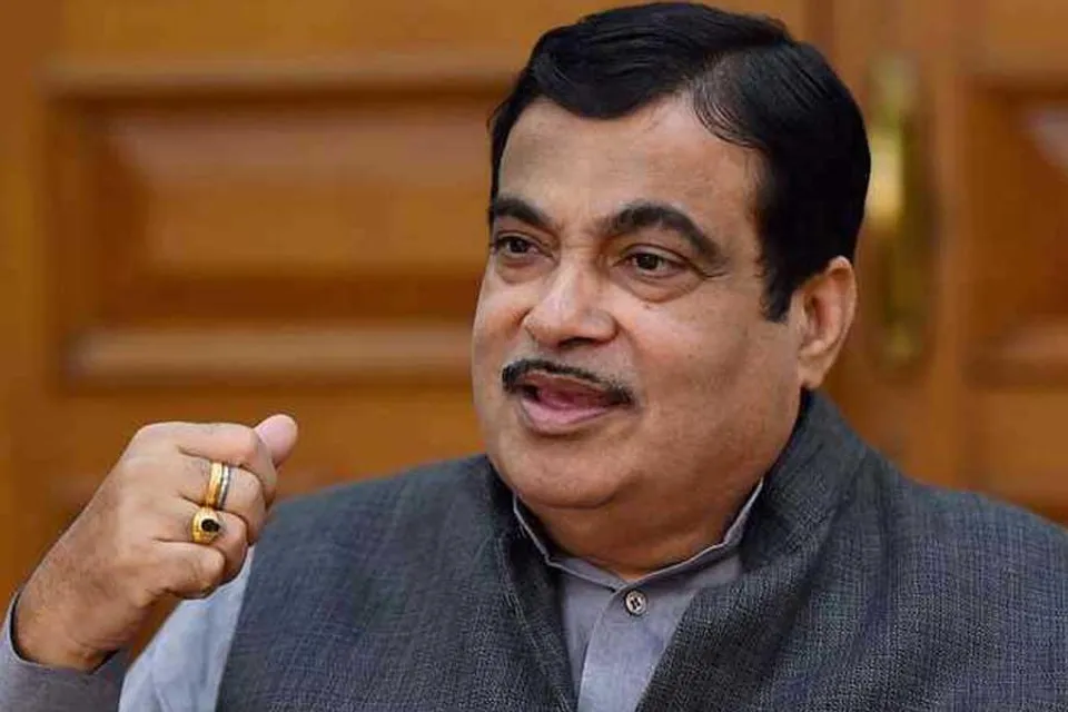 ১৫ বছরের পুরনো সরকারি গাড়ি বাতিল করা হবে : নীতিন গড়করি