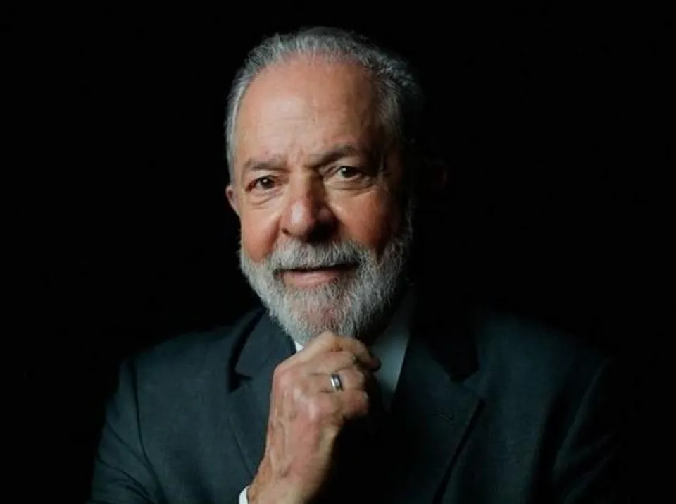 ব্রাজিলের প্রেসিডেন্ট হিসেবে তৃতীয় মেয়াদে শপথ নিলেন লুলা দা সিলভা