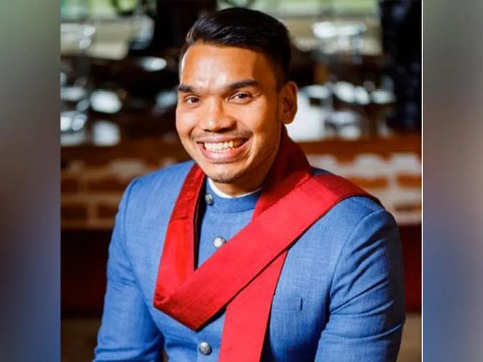 সব দপ্তর থেকে পদত্যাগ করলেন শ্রীলঙ্কার প্রধানমন্ত্রীর ছেলে