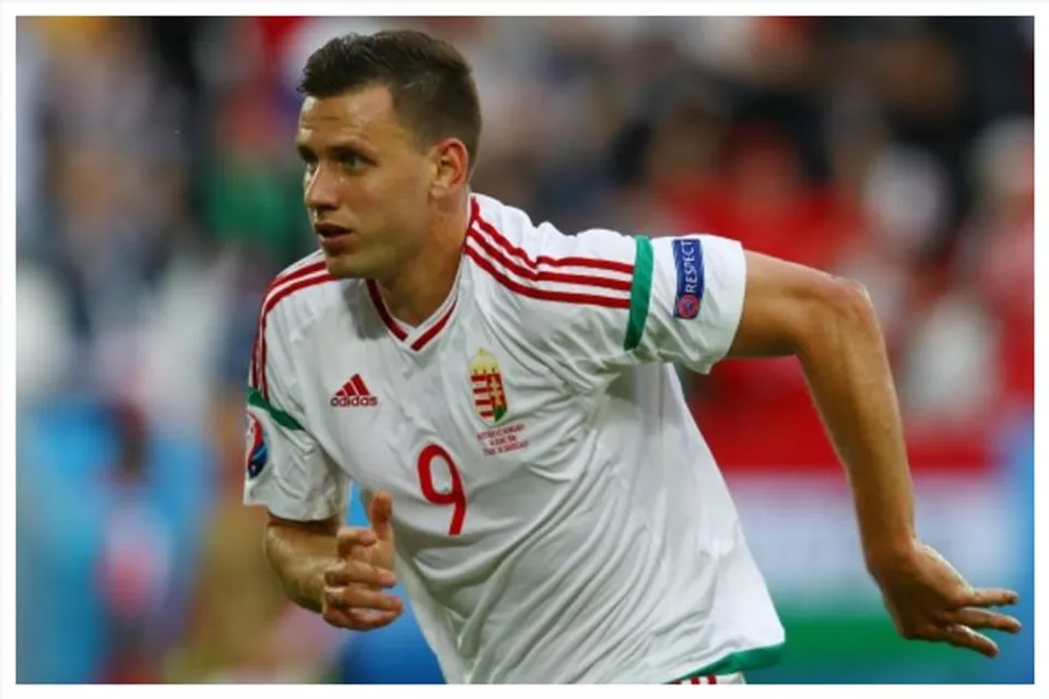 শেষ আন্তর্জাতিক ম্যাচে চোখের জলে ভাসলেন তারকা ফুটবলার