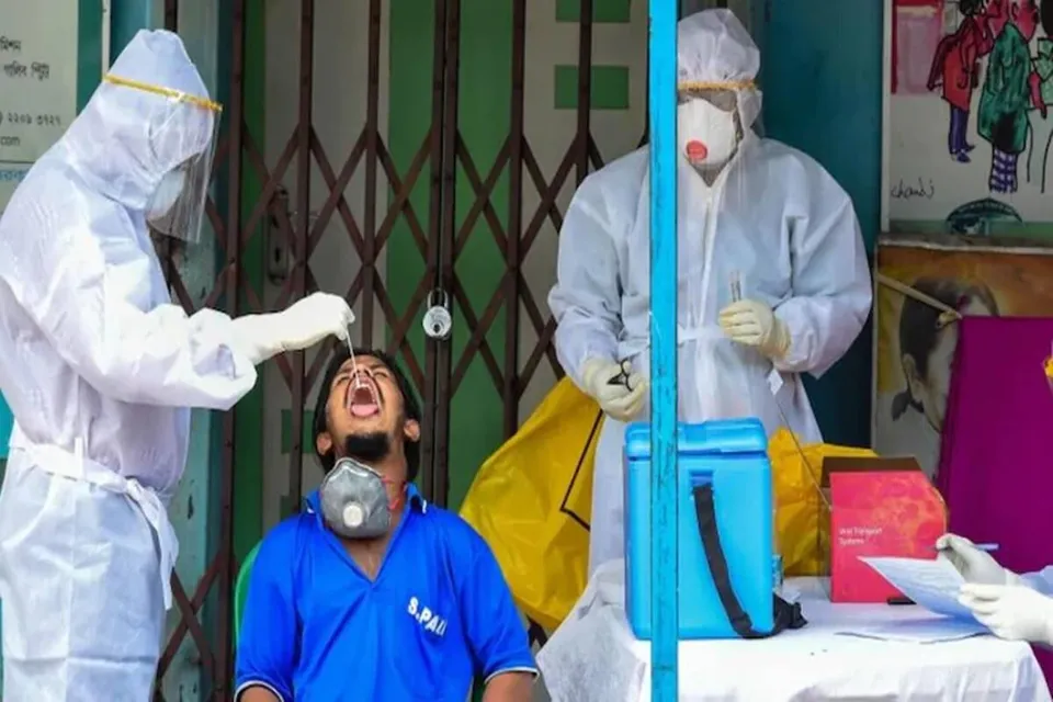 ফের উর্ধ্বমুখী দেশের করোনা সংক্রমণ