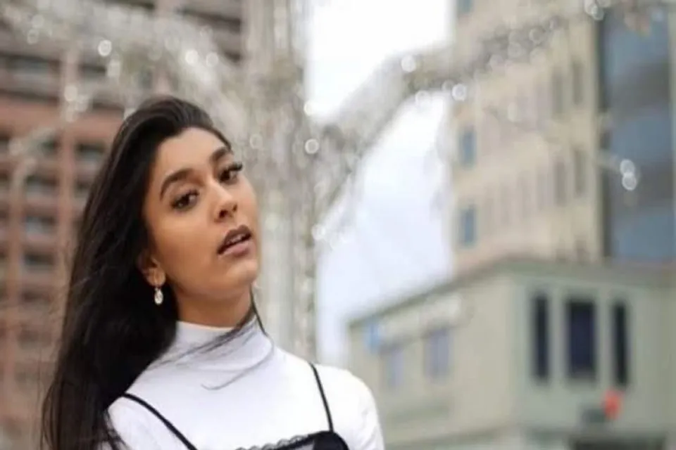 মাত্র ২১ বছর বয়সে প্রয়াত টিকটক তারকা