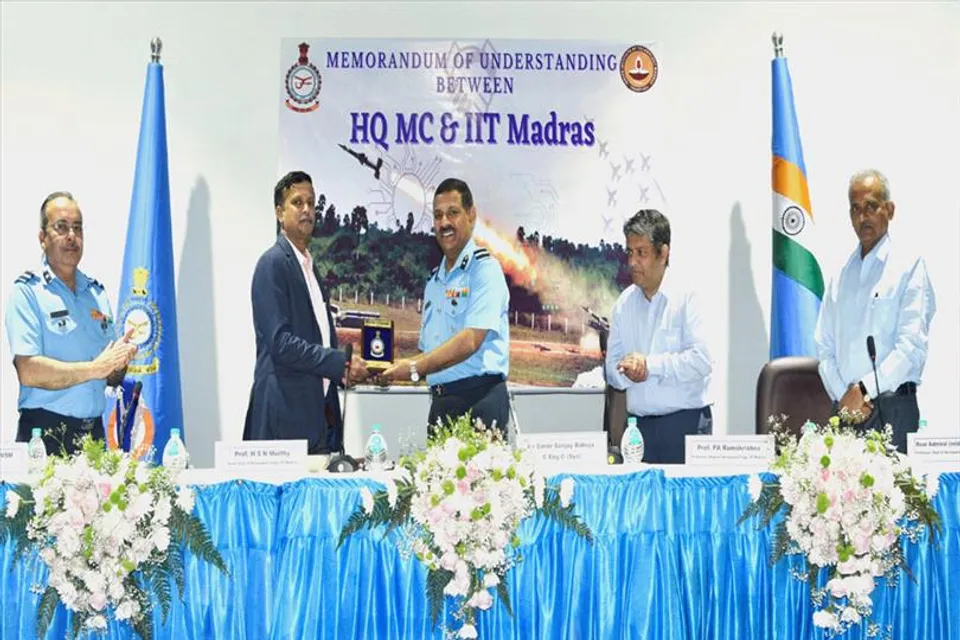 মৌ স্বাক্ষর করল ইন্ডিয়ান এয়ার ফোর্স ও আইআইটি মাদ্রাজ
