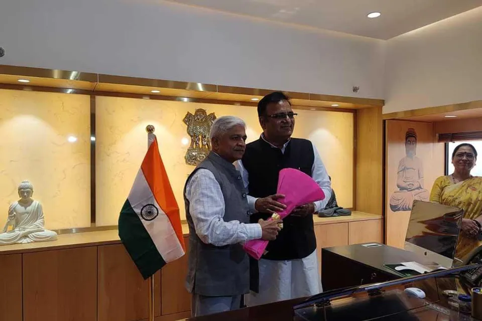 দিল্লির মন্ত্রী হিসেবে শপথ নিলেন রাজ কুমার আনন্দ