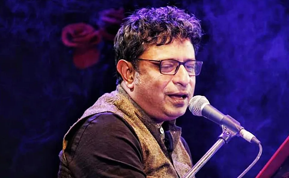 মুক্তি পেল রূপঙ্করের 'দুগ্গা এবার ঘরে'