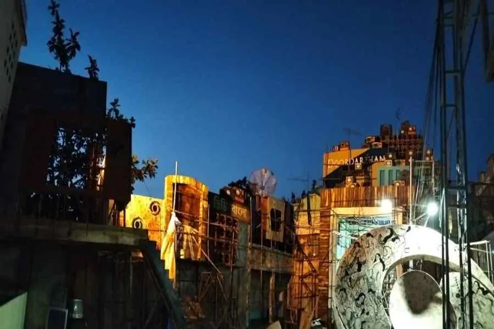 আর এক দিনের অপেক্ষা, সন্তোষপুর লেক পল্লী পুজো কমিটি