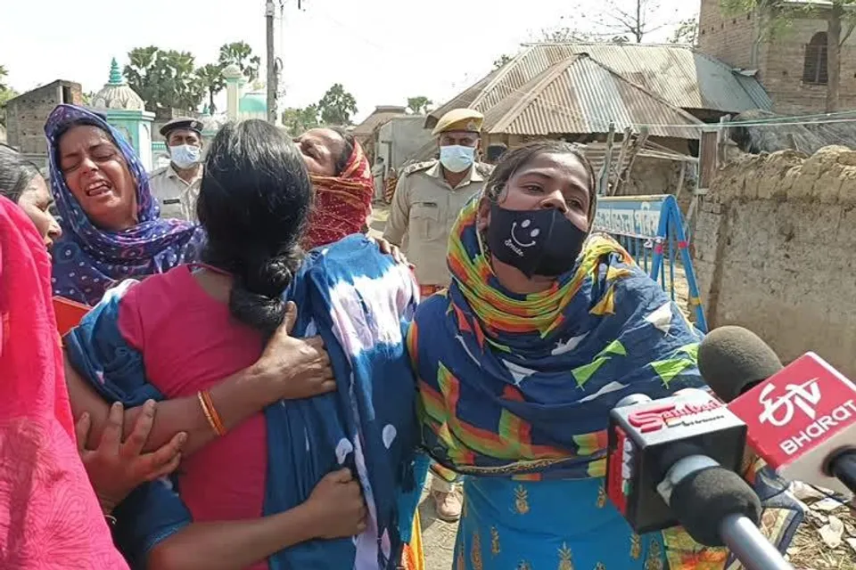 বগটুইয়ে  অগ্নিকাণ্ডে ক্ষতিগ্রস্ত  গ্রামবাসীরা ফিরলেন  নিজেদের বাড়িতে