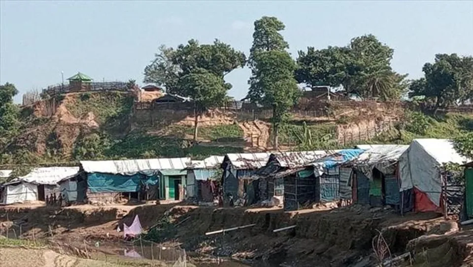 বাংলাদেশের বান্দারাবানে মায়ানমারের গোলা বর্ষণ