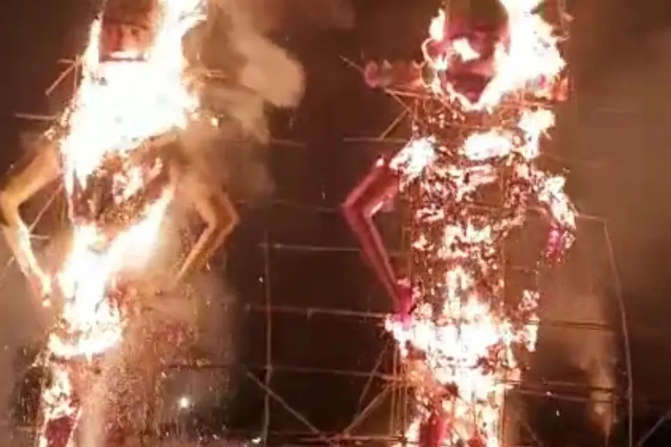 চার লক্ষ টাকা খরচ করে রাবণ দহন