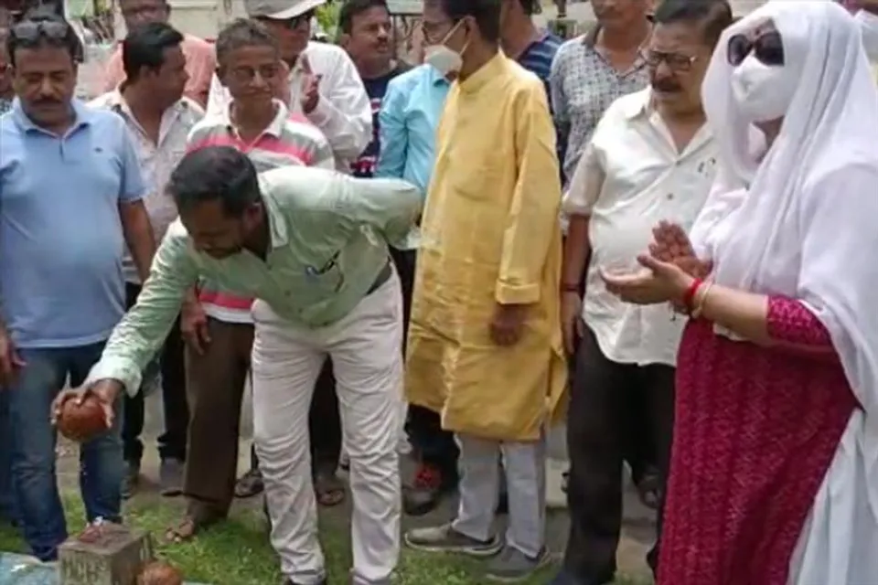 সাড়ে তিন কিলোমিটার রাস্তা তৈরির কাজ শুরু হল