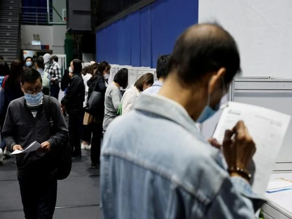 আগস্টে চীনের ১৮ শতাংশেরও বেশি তরুণ বেকার