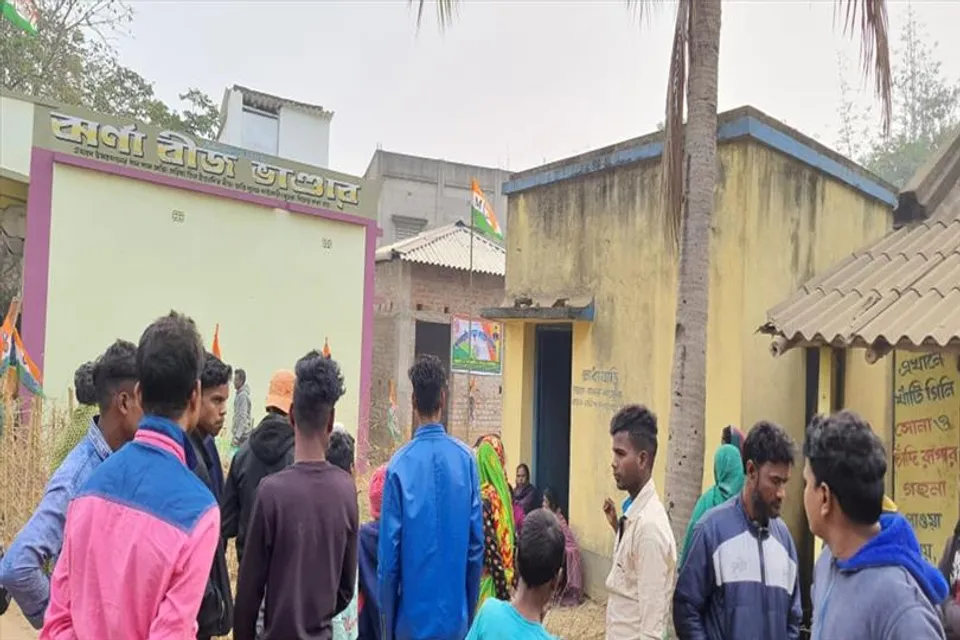 তৃণমূলের কার্যালয়ে যাতায়াতের রাস্তাকে কেন্দ্র করে উত্তেজনা মেদিনীপুর সদরে