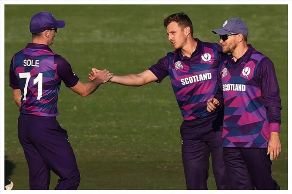 ১৮ রানে জিতল স্কটল্যান্ড