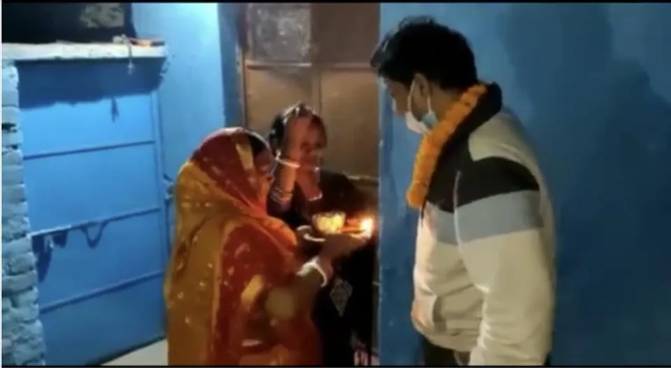 ইউক্রেন থেকে পুরুলিয়ায় বাড়ি ফিরল ডাক্তারি পড়ুয়া পিন্টু কুমার পাসোয়ান